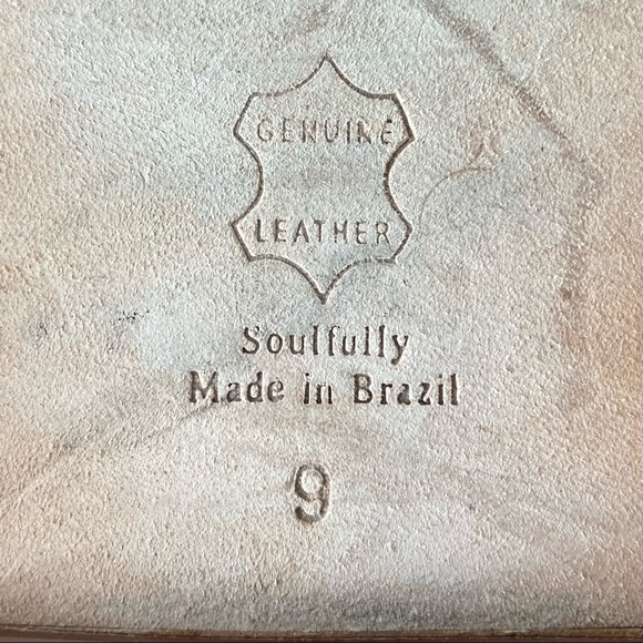 Matt Bernson Tiered Fringe T-strap sSandals 9 - Picture 8 of 9